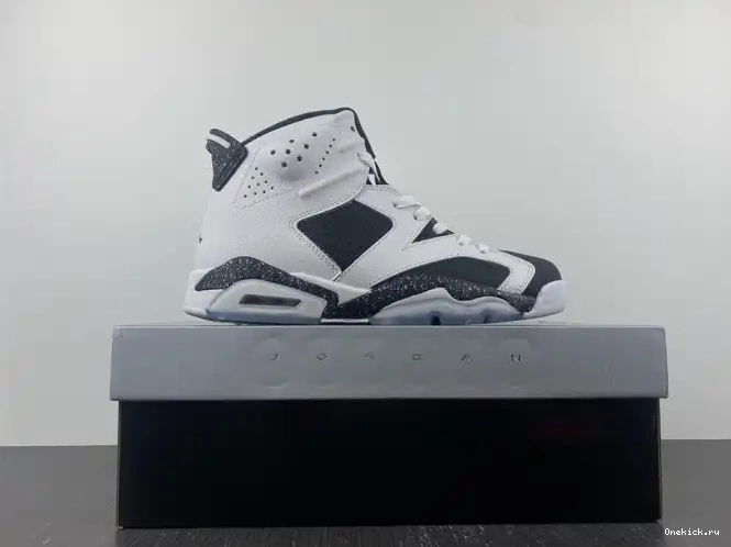 One Kick Jordan Oreo 6 Retro 384664-101 0523